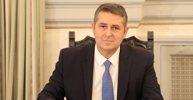 &Gamma;&iota;ώ&rho;&gamma;&omicron;&sigmaf; &Mu;&upsilon;&lambda;&omega;&nu;ά&kappa;&eta;&sigmaf;: &Sigma;&tau;&alpha;&theta;&epsilon;&rho;ή &eta; &mu;έ&chi;&rho;&iota; &tau;ώ&rho;&alpha; &pi;&omicron;&rho;&epsilon;ί&alpha; &sigma;&tau;&eta; &Mu;&Epsilon;&Theta; &mu;&epsilon;&tau;ά &tau;&eta; &rho;ή&xi;&eta; &alpha;&nu;&epsilon;&upsilon;&rho;ύ&sigma;&mu;&alpha;&tau;&omicron;&sigmaf;, &kappa;&rho;ί&sigma;&iota;&mu;&epsilon;&sigmaf; &omicron;&iota; &epsilon;&pi;ό&mu;&epsilon;&nu;&epsilon;&sigmaf; &mu;έ&rho;&epsilon;&sigmaf;