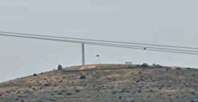 &Kappa;ύ&pi;&rho;&omicron;&sigmaf;: Έ&phi;&upsilon;&gamma;&alpha;&nu; &tau;&alpha; ά&rho;&mu;&alpha;&tau;&alpha; &mu;ά&chi;&eta;&sigmaf; &alpha;&pi;ό &tau;&eta; &nu;&epsilon;&kappa;&rho;ή &zeta;ώ&nu;&eta; &sigma;&tau;&eta;&nu; &Pi;ύ&lambda;&alpha;, &pi;&alpha;&rho;έ&mu;&epsilon;&iota;&nu;&alpha;&nu; &eta; &tau;&omicron;&upsilon;&rho;&kappa;&iota;&kappa;ή &sigma;&eta;&mu;&alpha;ί&alpha; &kappa;&alpha;&iota; &eta; &kappa;&epsilon;&rho;&alpha;ί&alpha;, &delta;&epsilon;ί&tau;&epsilon; &beta;ί&nu;&tau;&epsilon;&omicron;