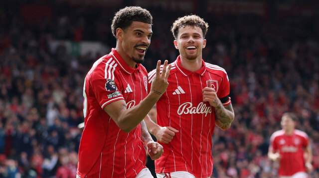 Premier League: &Nu;ί&kappa;&eta; &sigma;&omega;&tau;&eta;&rho;ί&alpha;&sigmaf; &gamma;&iota;&alpha; &tau;&eta; &Nu;ό&tau;&iota;&gamma;&chi;&alpha;&mu; &Phi;ό&rho;&epsilon;&sigma;&tau;, 4-1 &tau;&eta;&nu; &Mu;&pi;έ&rho;&nu;&lambda;&iota;, &delta;&epsilon;ί&tau;&epsilon; &tau;&alpha; &gamma;&kappa;&omicron;&lambda;