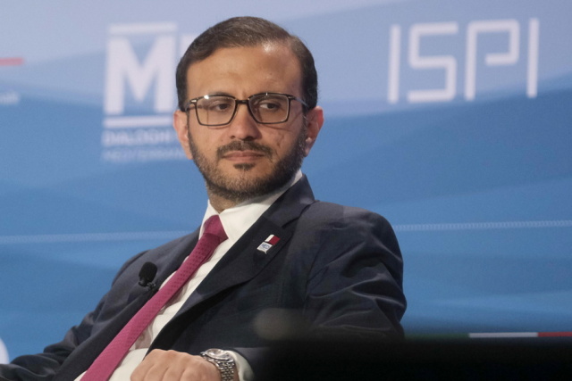 &Eta; &epsilon;&pi;ί&lambda;&upsilon;&sigma;&eta; &tau;&eta;&sigmaf; &kappa;&rho;ί&sigma;&eta;&sigmaf; &sigma;&tau;&alpha; &Sigma;&tau;&epsilon;&nu;ά &tau;&omicron;&upsilon; &Omicron;&rho;&mu;&omicron;ύ&zeta; &epsilon;ί&nu;&alpha;&iota; &epsilon;&upsilon;&theta;ύ&nu;&eta; ό&lambda;&omega;&nu;, &lambda;έ&epsilon;&iota; &tau;&omicron; &Kappa;&alpha;&tau;ά&rho;: &laquo;&Sigma;&epsilon; &epsilon;&pi;&alpha;&phi;ή &mu;&epsilon; ό&lambda;&epsilon;&sigmaf; &tau;&iota;&sigmaf; &pi;&lambda;&epsilon;&upsilon;&rho;έ&sigmaf; &gamma;&iota;&alpha; &tau;&iota;&sigmaf; &sigma;&upsilon;&nu;&omicron;&mu;&iota;&lambda;ί&epsilon;&sigmaf; &sigma;&tau;&omicron; &Iota;&sigma;&lambda;&alpha;&mu;&alpha;&mu;&pi;ά&nu;&tau; class=