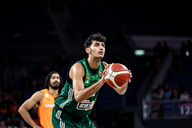 &Omicron; &Sigma;&alpha;&mu;&omicron;&nu;&tau;&omicron;ύ&rho;&omicron;&beta; &delta;ή&lambda;&omega;&sigma;&epsilon; &sigma;&upsilon;&mu;&mu;&epsilon;&tau;&omicron;&chi;ή &sigma;&tau;&omicron; draft &tau;&omicron;&upsilon; NBA