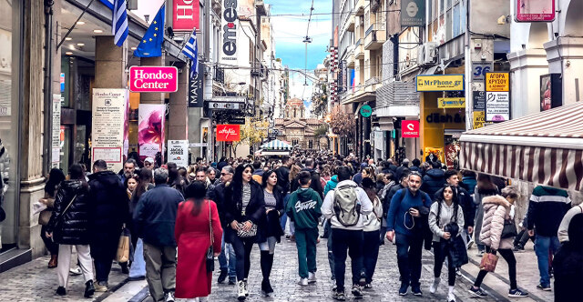 ΝΕΟ ΠΑΚΕΤΟ ΜΕΤΡΩΝ: ΤΙ ΚΑΙ ΠΟΣΑ ΚΕΡΔΙΖΟΥΝ ΣΥΝΤΑΞΙΟΥΧΟΙ, ΕΝΟΙΚΙΑΣΤΕΣ ΚΑΙ ΟΙΚΟΓΕΝΕΙΕΣ ΜΕ ΠΑΙΔΙΑ