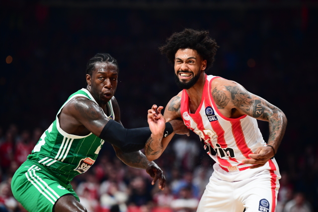 Euroleague: &Sigma;&tau;&eta; &delta;&epsilon;ύ&tau;&epsilon;&rho;&eta; &kappa;&alpha;&lambda;ύ&tau;&epsilon;&rho;&eta; &pi;&epsilon;&nu;&tau;ά&delta;&alpha; &tau;&eta;&sigmaf; regular season &Nu;&tau;ό&rho;&sigma;&epsilon;ϊ &kappa;&alpha;&iota; &Nu;&alpha;&nu;