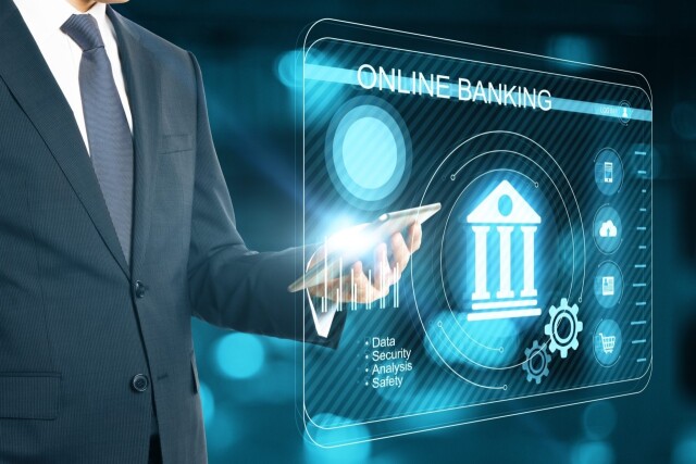 ΤΡΑΠΕΖΕΣ: ΣΥΡΡΙΚΝΩΣΗ ΤΟΥ ΦΥΣΙΚΟΥ ΔΙΚΤΥΟΥ ΚΑΙ ΣΥΝΕΡΓΑΣΙΕΣ ΕΠΙΒΑΛΕΙ Η ΧΡΗΣΗ ΤΗΣ ΤΕΧΝΗΤΗΣ ΝΟΗΜΟΣΥΝΗΣ