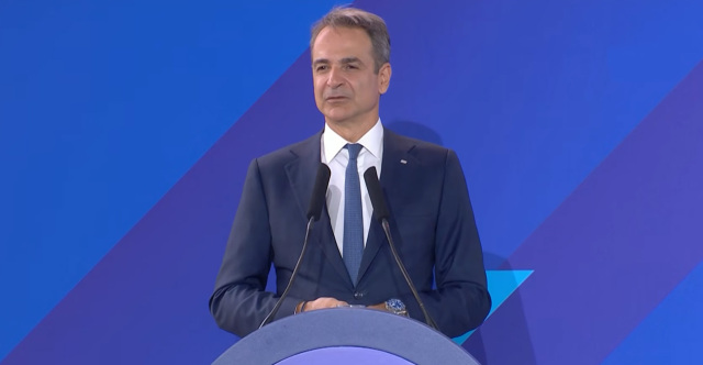&Delta;&epsilon;ί&tau;&epsilon; live: &Sigma;&tau;&omicron; &epsilon;&lambda;&lambda;&eta;&nu;&omicron;&gamma;&alpha;&lambda;&lambda;&iota;&kappa;ό &epsilon;&pi;&iota;&chi;&epsilon;&iota;&rho;&eta;&mu;&alpha;&tau;&iota;&kappa;ό &phi;ό&rho;&omicron;&upsilon;&mu; &Mu;&eta;&tau;&sigma;&omicron;&tau;ά&kappa;&eta;&sigmaf; &kappa;&alpha;&iota; &Mu;&alpha;&kappa;&rho;ό&nu;