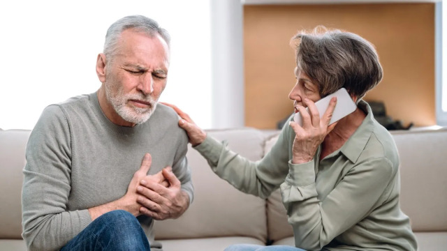 Εγκεφαλικό επεισόδιο: Οι 7 κινήσεις που σώζουν ζωές – Τι να κάνετε άμεσα