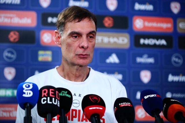&Mu;&pi;&alpha;&rho;&tau;&zeta;ώ&kappa;&alpha;&sigmaf;: &laquo;&Delta;&epsilon;&nu; &nu;&omicron;&mu;ί&zeta;&omega; ό&tau;&iota; &epsilon;&kappa;&tau;ό&sigmaf; &alpha;&pi;ό &epsilon;&mu;ά&sigmaf; &kappa;&alpha;&iota; &tau;&omicron;&nu; &Pi;&alpha;&nu;&alpha;&theta;&eta;&nu;&alpha;ϊ&kappa;ό έ&chi;&epsilon;&iota; ά&lambda;&lambda;&eta; &omicron;&mu;ά&delta;&alpha; &tau;ό&sigma;&omicron; &mu;&epsilon;&gamma;ά&lambda;&eta; &pi;ί&epsilon;&sigma;&eta; &gamma;&iota;&alpha; &tau;&eta;&nu; &kappa;&alpha;&tau;ά&kappa;&tau;&eta;&sigma;&eta; &tau;&eta;&sigmaf; Euroleague&raquo;.