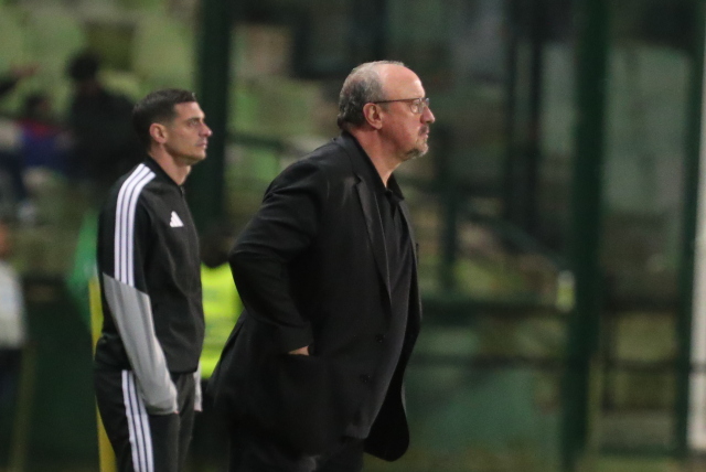 Μπενίτεθ: «Είμαι περήφανος για τους παίκτες, αξίζαμε να κερδίσουμε ακόμα και με 10 παίκτες» 