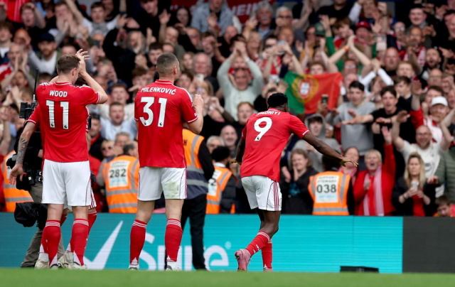 Premier League: &Pi;ά&rho;&tau;&iota; &pi;&alpha;&rho;&alpha;&mu;&omicron;&nu;ή&sigmaf; &tau;&eta;&sigmaf; &Nu;ό&tau;&iota;&gamma;&chi;&alpha;&mu; &pi;&omicron;&upsilon; &delta;&iota;έ&lambda;&upsilon;&sigma;&epsilon; &mu;&epsilon; 3-1 &tau;&eta;&nu; &Tau;&sigma;έ&lambda;&sigma;&iota; &sigma;&tau;&omicron; &Lambda;&omicron;&nu;&delta;ί&nu;&omicron;, &delta;&epsilon;ί&tau;&epsilon; &beta;ί&nu;&tau;&epsilon;&omicron;