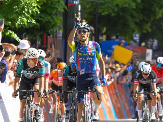 &Delta;&Epsilon;&Eta; Tour of Hellas 2026: &Omicron; &Sigma;έ&rho;&beta;&omicron;&sigmaf; &Nu;&tau;&omicron;ύ&sigma;&alpha;&nu; &Rho;ά&gamma;&iota;&omicron;&beta;&iota;&tau;&sigmaf; &tau;&eta; &nu;ί&kappa;&eta; &sigma;&tau;&omicron; &delta;&epsilon;ύ&tau;&epsilon;&rho;&omicron; &epsilon;&tau;ά&pi; &tau;&omicron;&upsilon;, o &Mu;ά&tau;&iota;&sigmaf; Ά&phi;&omicron;&nu;&tau;&sigmaf; &tau;&eta; &phi;&alpha;&nu;έ&lambda;&alpha; &tau;&omicron;&upsilon; &pi;&rho;&omega;&tau;&omicron;&pi;ό&rho;&omicron;&upsilon;