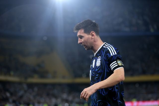 &Lambda;&iota;&omicron;&nu;έ&lambda; &Mu;έ&sigma;&iota;: &Eta; &Alpha;&rho;&gamma;&epsilon;&nu;&tau;&iota;&nu;ή &delta;&epsilon;&nu; &epsilon;ί&nu;&alpha;&iota; &phi;&alpha;&beta;&omicron;&rho;ί &gamma;&iota;&alpha; &tau;&omicron; &Mu;&omicron;&upsilon;&nu;&tau;&iota;ά&lambda;, &tau;&iota; &epsilon;ί&pi;&epsilon; &gamma;&iota;&alpha; &Kappa;&rho;&iota;&sigma;&tau;&iota;ά&nu;&omicron; &Rho;&omicron;&nu;ά&lambda;&nu;&tau;&omicron;, &Gamma;&iota;&alpha;&mu;ά&lambda; &kappa;&alpha;&iota; &Nu;&epsilon;ϊ&mu;ά&rho;