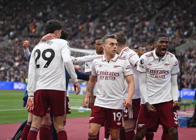 &Nu;ί&kappa;&eta; &mu;&iota;&sigma;ό &pi;&rho;&omega;&tau;ά&theta;&lambda;&eta;&mu;&alpha; &gamma;&iota;&alpha; &tau;&eta;&nu; Ά&rho;&sigma;&epsilon;&nu;&alpha;&lambda;, 1-0 &tau;&eta; &Gamma;&omicron;&upsilon;έ&sigma;&tau; &Chi;&alpha;&mu;, &eta; &Rho;ό&mu;&alpha; 3-2 &tau;&eta;&nu; &Pi;ά&rho;&mu;&alpha; &kappa;&alpha;&iota; &beta;&lambda;έ&pi;&epsilon;&iota; &tau;&alpha; &alpha;&sigma;&tau;έ&rho;&iota;&alpha;, &delta;&epsilon;ί&tau;&epsilon; &gamma;&kappa;&omicron;&lambda; &alpha;&pi;ό &tau;&eta;&nu; &Epsilon;&upsilon;&rho;ώ&pi;&eta;