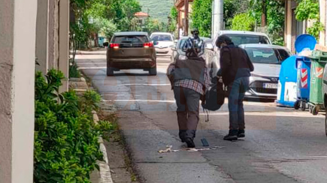 «ΤΟΥΣ ΠΑΡΑΚΟΛΟΥΘΟΥΣΑΜΕ ΕΔΩ ΚΑΙ ΚΑΙΡΟ, ΜΠΟΡΕΙ ΝΑ ΣΥΝΔΕΟΝΤΑΙ ΚΑΙ ΜΕ ΚΑΤΙ ΑΛΛΟ» ΛΕΕΙ Ο ΧΡΥΣΟΧΟΐΔΗΣ ΓΙΑ ΤΟΥΣ ΛΗΣΤΕΣ ΤΗΣ ΤΙΘΟΡΕΑΣ