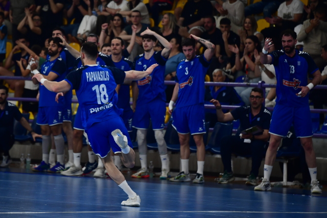 Ελλάδα - Ολλανδία 29-27: Πήρε προβάδισμα και πάει στο Ρότερνταμ για την πρόκριση στο Παγκόσμιο Πρωτάθλημα χάντμπολ, δείτε βίντεο