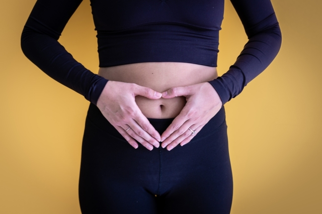 PCOS: &Tau;&omicron; &sigma;ύ&nu;&delta;&rho;&omicron;&mu;&omicron; &pi;&omicron;&lambda;&upsilon;&kappa;&upsilon;&sigma;&tau;&iota;&kappa;ώ&nu; &omega;&omicron;&theta;&eta;&kappa;ώ&nu; &alpha;&lambda;&lambda;ά&zeta;&epsilon;&iota; ό&nu;&omicron;&mu;&alpha;
