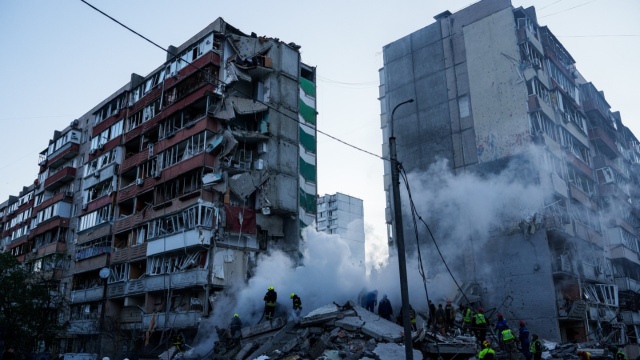 Στους 21 οι νεκροί από τα ρωσικά αεροπορικά πλήγματα στο Κίεβο, δείτε βίντεο | Επικαιρότητα στο PlusTV.gr
