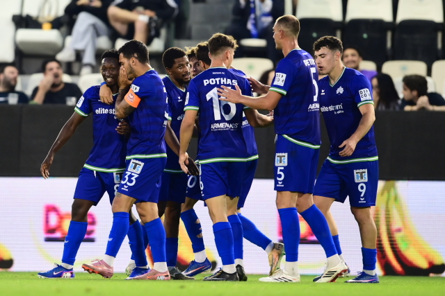 &Phi;&iota;&nu;ά&lambda;&epsilon; &mu;&epsilon; &nu;ί&kappa;&eta; &gamma;&iota;&alpha; &tau;&eta;&nu; &Kappa;&eta;&phi;&iota;&sigma;&iota;ά, 3-2 &tau;&eta;&nu; &Alpha;&Epsilon;&Lambda; &sigma;&tau;&eta; &Lambda;&epsilon;&omega;&phi;ό&rho;&omicron;, &delta;&epsilon;ί&tau;&epsilon; &tau;&alpha; &gamma;&kappa;&omicron;&lambda;