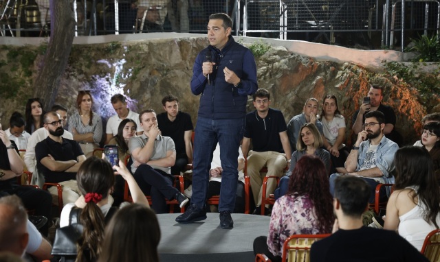 &Tau;&iota; &epsilon;&tau;&omicron;&iota;&mu;ά&zeta;&epsilon;&iota; &omicron; &Tau;&sigma;ί&pi;&rho;&alpha;&sigmaf; &sigma;&tau;&omicron; &Theta;&eta;&sigma;&epsilon;ί&omicron; &gamma;&iota;&alpha; &tau;&omicron; &nu;έ&omicron; &kappa;ό&mu;&mu;&alpha;: &Eta; &delta;&iota;&alpha;&kappa;ή&rho;&upsilon;&xi;&eta;, &eta; &psi;&eta;&phi;&iota;&alpha;&kappa;ή &kappa;&omicron;&iota;&nu;ό&tau;&eta;&tau;&alpha;, &tau;&alpha; 50 &sigma;&tau;&epsilon;&lambda;έ&chi;&eta; &kappa;&alpha;&iota; &eta; &phi;&alpha;&nu;έ&lambda;&alpha; &tau;&eta;&sigmaf;... &Mu;&pi;&alpha;&rho;&tau;&sigma;&epsilon;&lambda;ό&nu;&alpha;