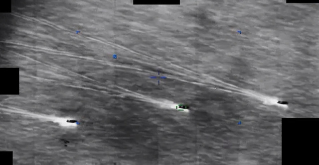 &Nu;έ&omicron; &beta;ί&nu;&tau;&epsilon;&omicron; &mu;&epsilon; UFO &alpha;&pi;ό &tau;&eta;&nu; &Epsilon;&lambda;&lambda;ά&delta;&alpha; έ&delta;&omega;&sigma;&alpha;&nu; &omicron;&iota; &Alpha;&mu;&epsilon;&rho;&iota;&kappa;&alpha;&nu;&omicron;ί &sigma;&tau;&eta; &delta;&eta;&mu;&omicron;&sigma;&iota;ό&tau;&eta;&tau;&alpha; - &Mu;&upsilon;&sigma;&tau;ή&rho;&iota;&omicron; ά&gamma;&nu;&omega;&sigma;&tau;&omicron; &alpha;&nu;&tau;&iota;&kappa;&epsilon;ί&mu;&epsilon;&nu;&omicron; &sigma;&epsilon; &sigma;&chi;ή&mu;&alpha; &delta;&iota;&alpha;&mu;&alpha;&nu;&tau;&iota;&omicron;ύ