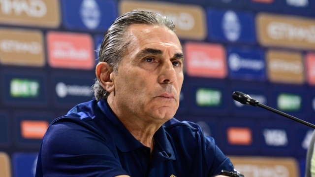 Σκαριόλο: «Πολύ δύσκολος αντίπαλος ο Ολυμπιακός, να παίξουμε τα χαρτιά μας μέχρι το τέλος» | Επικαιρότητα στο PlusTV.gr