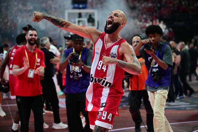 Euroleague: &Eta; &Chi;&rho;&upsilon;&sigma;ή &Beta;ί&beta;&lambda;&omicron;&sigmaf; &tau;&eta;&sigmaf; &delta;&iota;&omicron;&rho;&gamma;ά&nu;&omega;&sigma;&eta;&sigmaf;, &tau;έ&sigma;&sigma;&epsilon;&rho;&iota;&sigmaf; &kappa;&omicron;ύ&pi;&epsilon;&sigmaf; &omicron; &Omicron;&lambda;&upsilon;&mu;&pi;&iota;&alpha;&kappa;ό&sigmaf;