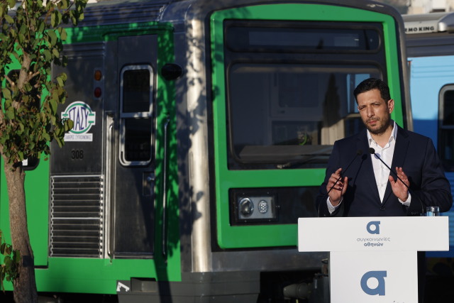ΚΥΡΑΝΑΚΗΣ: ΜΕΧΡΙ ΤΕΛΟΣ ΤΟΥ 2026 Ο ΗΛΕΚΤΡΙΚΟΣ ΘΑ ΠΕΡΝΑ ΚΑΘΕ 5 ΛΕΠΤΑ, ΕΡΧΟΝΤΑΙ ΤΡΙΑ ΝΕΑ ΜΕΤΡΑ ΓΙΑ ΤΟ ΚΥΚΛΟΦΟΡΙΑΚΟ
