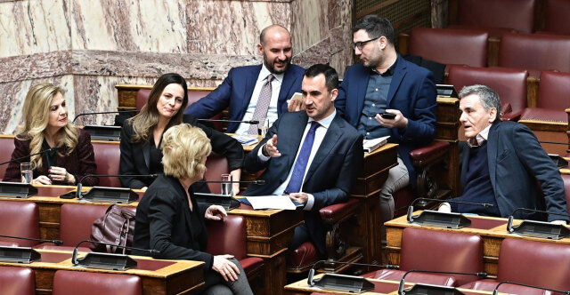 Την Τρίτη διαλύεται η ΚΟ της Νέας Αριστεράς: Ανεξαρτητοποιούνται Χαρίτσης, Αχτσιόγλου, Ηλιόπουλος, Τζανακόπουλος