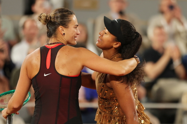 Στα προημιτελικά του Roland Garros η Σαμπαλένκα, 2-0 την Οσάκα, βίντεο | Επικαιρότητα στο PlusTV.gr