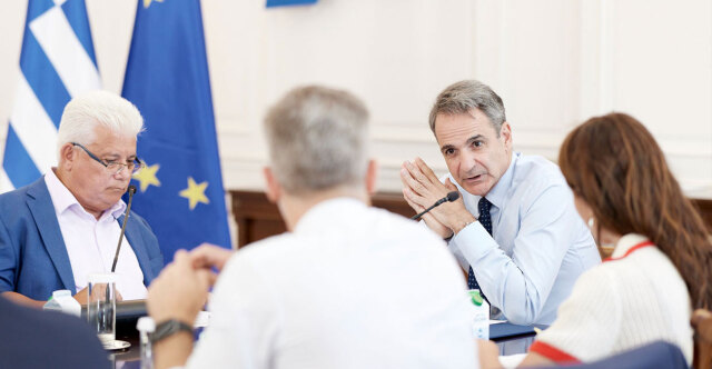 ΣΥΝΑΝΤΗΣΗ ΤΟΥ ΠΡΩΘΥΠΟΥΡΓΟΥ ΚΥΡΙΑΚΟΥ ΜΗΤΣΟΤΑΚΗ ΜΕ ΑΝΤΙΠΡΟΣΩΠΕΙΑ ΤΟΥ ΠΑΝΕΛΛΗΝΙΟΥ ΣΥΛΛΟΓΟΥ ΠΑΡΑΠΛΗΓΙΚΩΝ