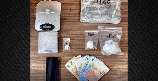 Συνελήφθη 25χρονος για διακίνηση ναρκωτικών στην Αττική | Επικαιρότητα στο PlusTV.gr