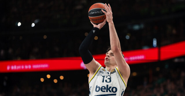 Πρωταθλήτρια Τουρκίας η Φενέρ, 77-75 την Μπεσίκτας στο «αντίο» του Ντε Κολό: Αδιανόητη πάσα του Μπάλντγουιν στο τρίποντο τίτλου του Μπιμπέροβιτς, βίντεο