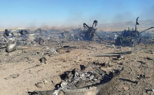 Πιλότος F-15 περιγράφει την εμπειρία του πριν την κατάρριψη από Ιρανούς και τη θέα δεκάδων drones σε σχηματισμό μέδουσας