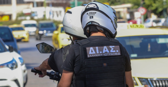 Στο νοσοκομείο 27χρονη που ξυλοκοπήθηκε από τον πρώην σύντροφό της στη Θεσσαλονίκη | Επικαιρότητα στο PlusTV.gr