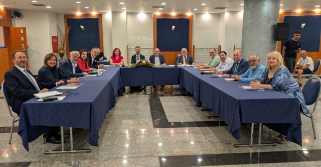 Ολομέλεια Δικηγορικών Συλλόγων: Να καταργηθούν άμεσα οι διατάξεις της ΚΥΑ για τη μετανάστευση