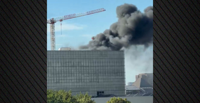 Συναγερμός στις Βρυξέλλες για Φωτιά σε υπό ανέγερση μουσείο, δείτε βίντεο και φωτογραφίες 
