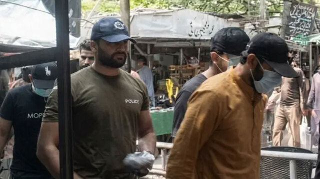 ΦΡΙΚΗ ΓΙΑ ΔΥΟ ΓΥΝΑΙΚΕΣ ΠΟΥ ΠΗΓΑΝ ΣΤΟ ΠΑΚΙΣΤΑΝ ΓΙΑ CRYPTO: ΑΠΗΧΘΗΣΑΝ, ΒΑΣΑΝΙΣΤΗΚΑΝ ΚΑΙ ΒΙΑΣΤΗΚΑΝ ΟΜΑΔΙΚΑ - ΕΜΠΛΕΚΕΤΑΙ Ο ΕΓΓΟΝΟΣ ΤΟΥ ΥΠΕΞ