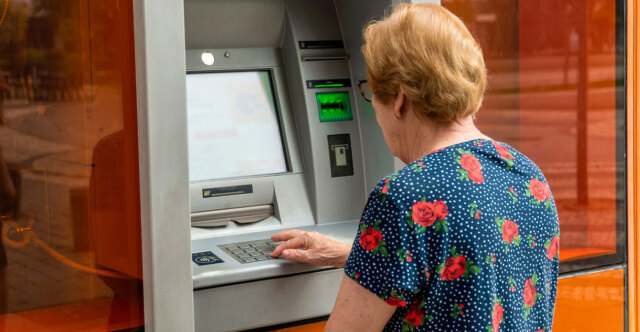Συντάξεις χηρείας: Περίπου 8.500 θα δουν αυξήσεις 50% στο τέλος Αυγούστου, κατατέθηκε η διάταξη που καταργεί τις περικοπές ΣΥΡΙΖΑ