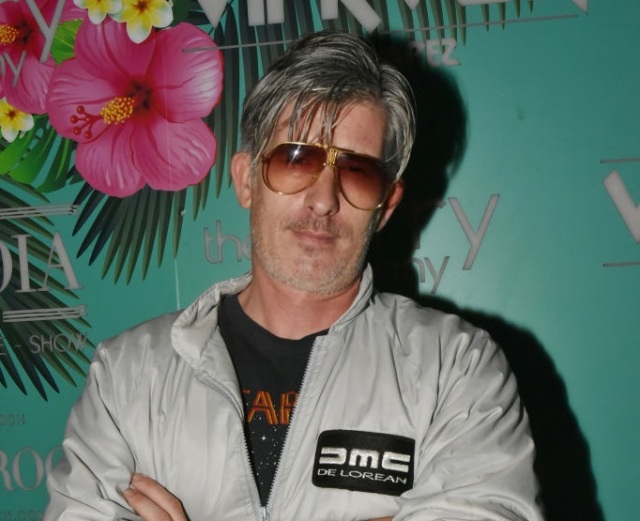 Πέθανε ο DJ Kavinsky σε ηλικία 50 ετών | Επικαιρότητα στο PlusTV.gr