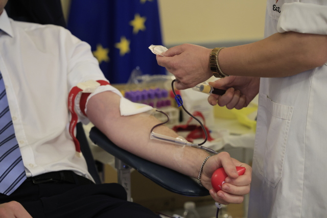 Ελληνική Ομοσπονδία Θαλασσαιμίας: Κρίσιμες ελλείψεις, έκκληση για άμεση αιμοδοσία | Επικαιρότητα στο PlusTV.gr