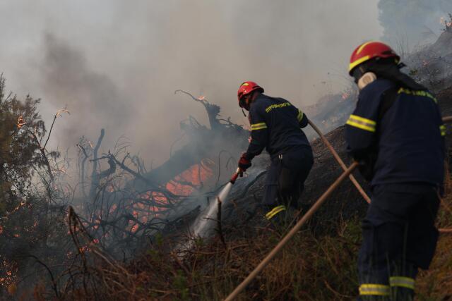 Συνελήφθη 80χρονος στην Καβάλα για εμπρησμό από πρόθεση, ομολόγησε και οδηγείται στον εισαγγελέα