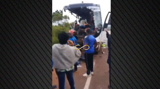Τουλάχιστον 16 νεκροί και 40 τραυματίες σε τροχαίο στο Καμερούν, λεωφορείο προσέκρουσε σε φορτηγό, σκληρές εικόνες