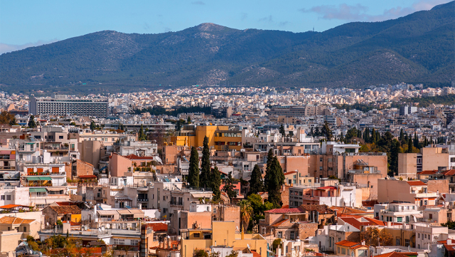 Ένα κτίριο «λήγει» στα 50; Τι λέει γνωστός αρχιτέκτονας και τι προβλέπουν οι κανονισμοί | Επικαιρότητα στο PlusTV.gr