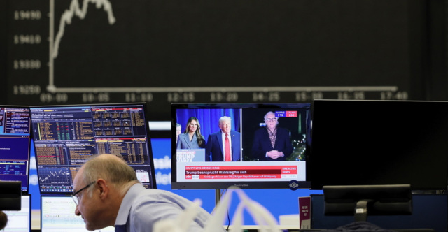 Politico: Τα $40 τρισ. χρέους των ΗΠΑ απειλούν την Ευρώπη – Στη «ζώνη κινδύνου» η Γαλλία | Επικαιρότητα στο PlusTV.gr