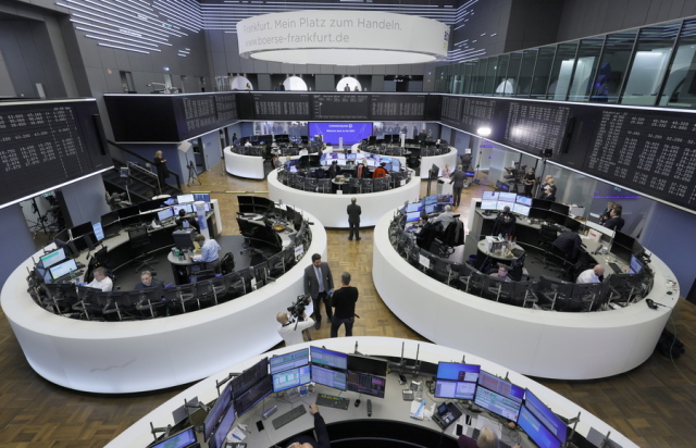Παγκόσμιο sell-off στα ομόλογα: Γιατί ανέβηκαν οι αποδόσεις και τι φοβούνται οι αγορές | Επικαιρότητα στο PlusTV.gr
