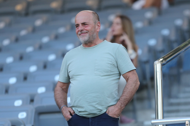 Παρουσία Αλαφούζου η προπόνηση του Παναθηναϊκού πριν τον αγώνα με τον Λεβαδειακό | Επικαιρότητα στο PlusTV.gr