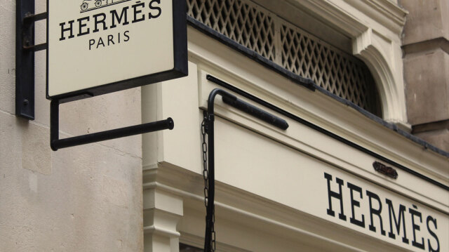Hermès: Το νέο εντυπωσιακό κατάστημα στο Λονδίνο είναι σαν μουσείο τέχνης | Επικαιρότητα στο PlusTV.gr