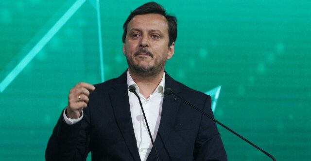 Μύλος: Το ΠΑΣΟΚ αδειάζει τον βουλευτή Πάνα, «άστοχες προσωπικές απόψεις τα περί συνεργασίας με Τσίπρα» -  «Γίνατε δορυφόροι του» λέει ο Μαρινάκης