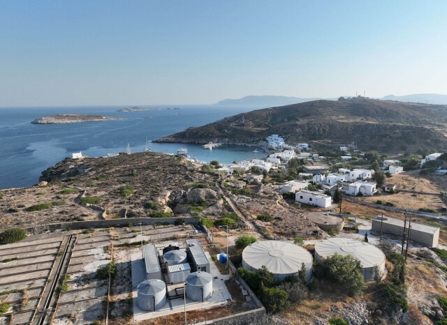 ΕΥΔΑΠ: ΝΕΡΟ ΜΕ ΕΦΕΔΡΕΙΕΣ ΣΤΑ ΝΗΣΙΑ – ΤΟ ΜΟΝΤΕΛΟ ΣΑΧΙΝΗ ΓΙΑ ΤΙΣ ΑΦΑΛΑΤΩΣΕΙΣ