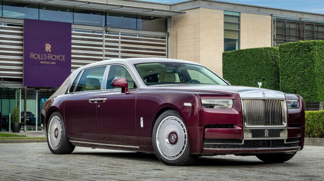 9 μήνες για ένα κολιμπρί: Η νέα τρέλα της Rolls-Royce | Επικαιρότητα στο LivePress.gr