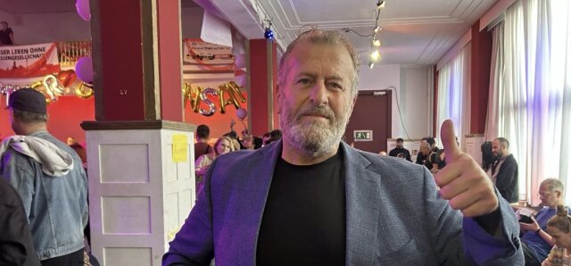 Σάλος στο Βερολίνο καθώς στο πάρτι νίκης του  Die Linke συμμετείχε επικεφαλής συμμορίας οργανωμένου εγκλήματος